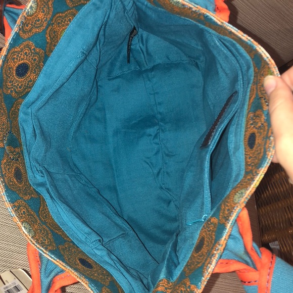 Handbag - Picture 3 of 4